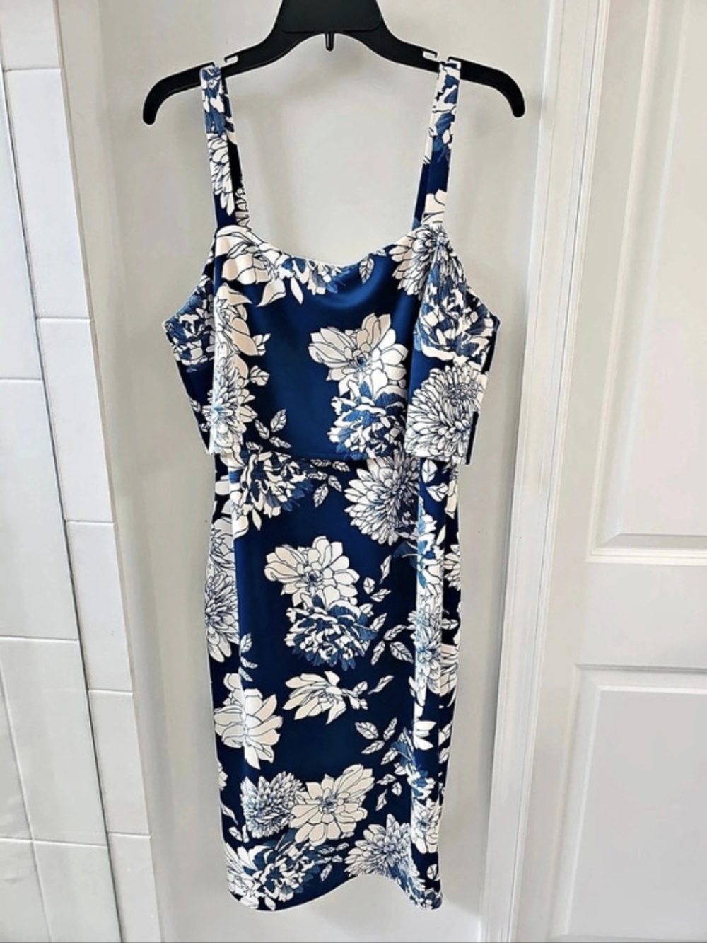 Maitai Midi dress Floral Blue White Size 2X Like New